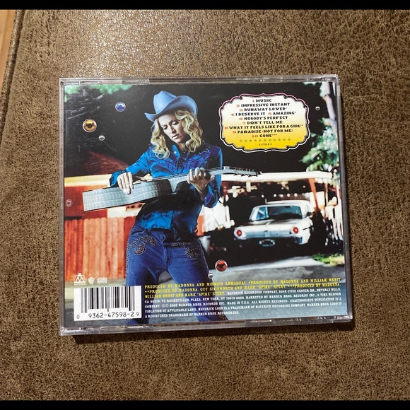 MADONNA CD “MUSIC” - Picture 14 of 16